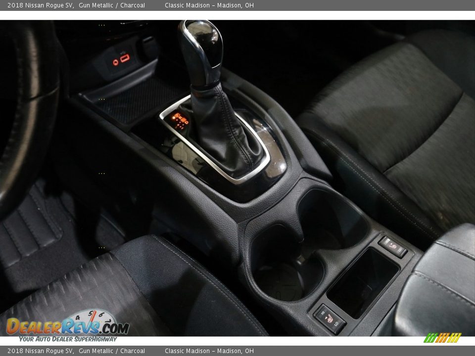 2018 Nissan Rogue SV Shifter Photo #14