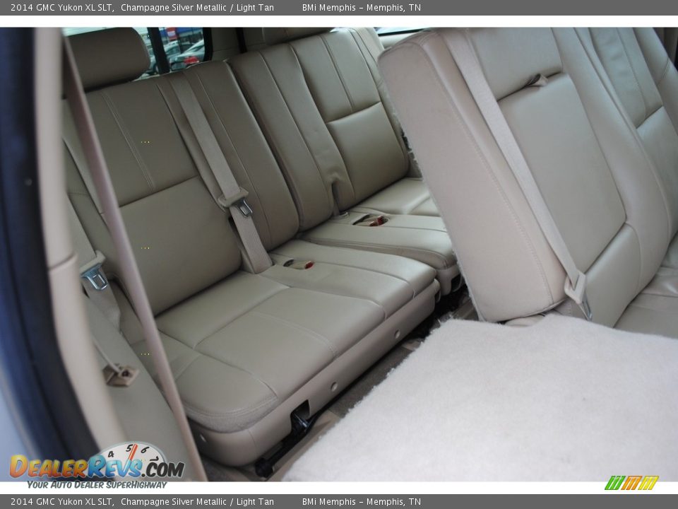 Rear Seat of 2014 GMC Yukon XL SLT Photo #23