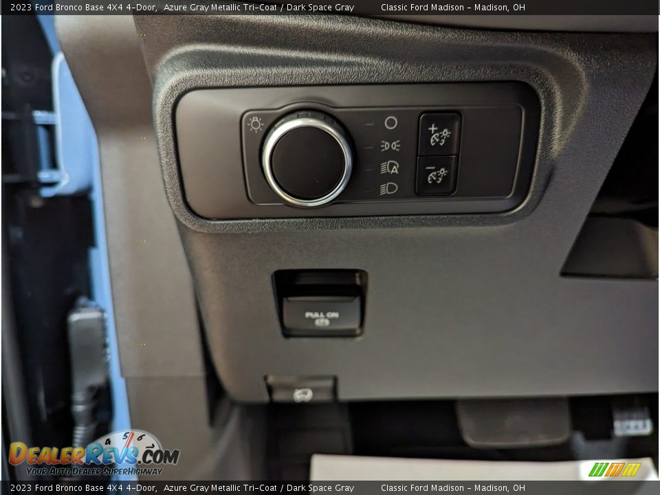 Controls of 2023 Ford Bronco Base 4X4 4-Door Photo #17