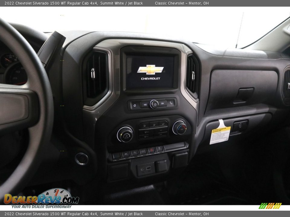 Controls of 2022 Chevrolet Silverado 1500 WT Regular Cab 4x4 Photo #10