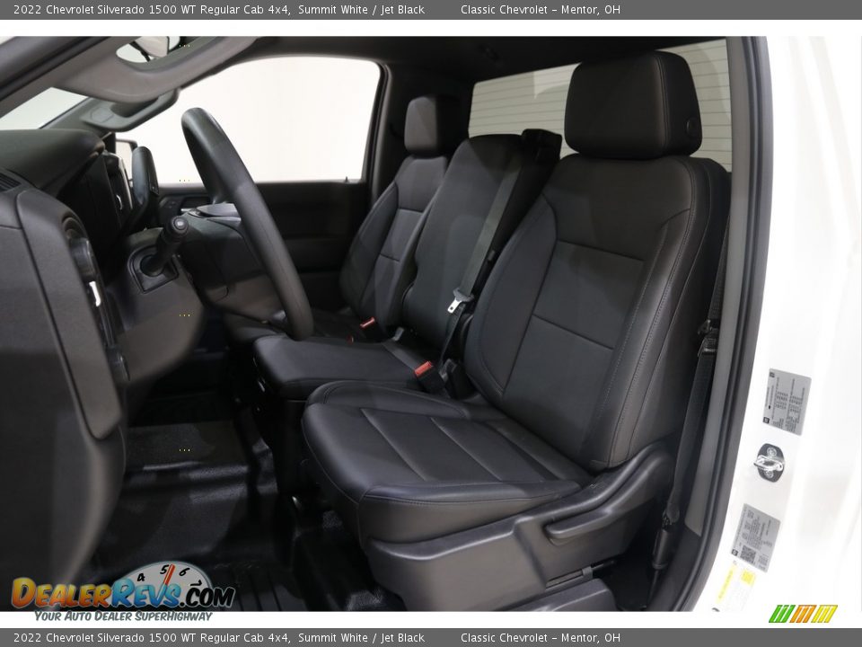 Front Seat of 2022 Chevrolet Silverado 1500 WT Regular Cab 4x4 Photo #5