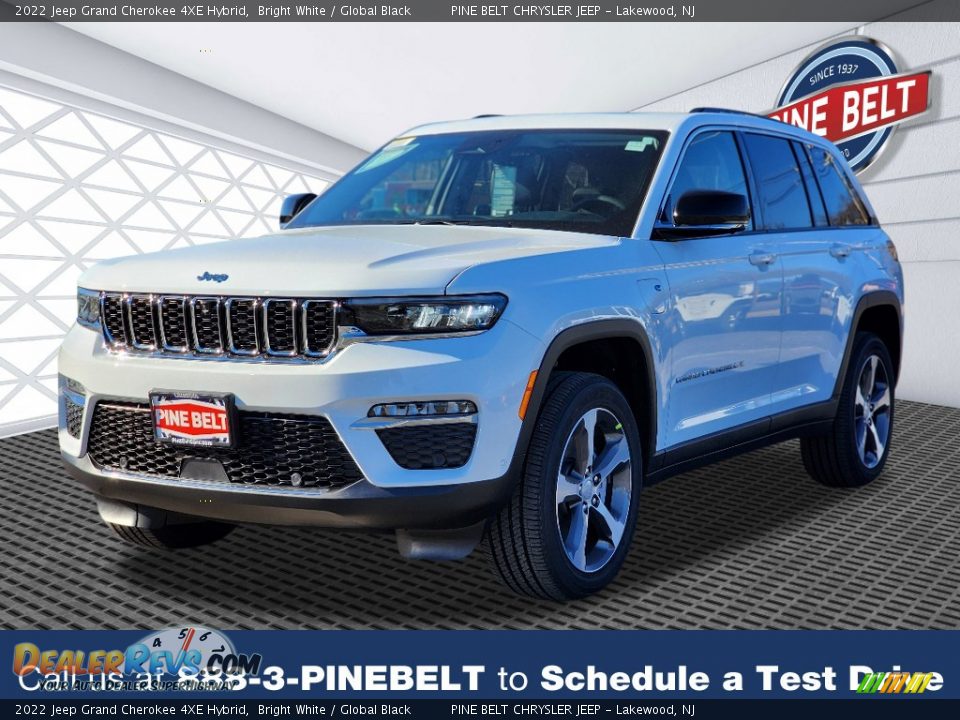 2022 Jeep Grand Cherokee 4XE Hybrid Bright White / Global Black Photo #1