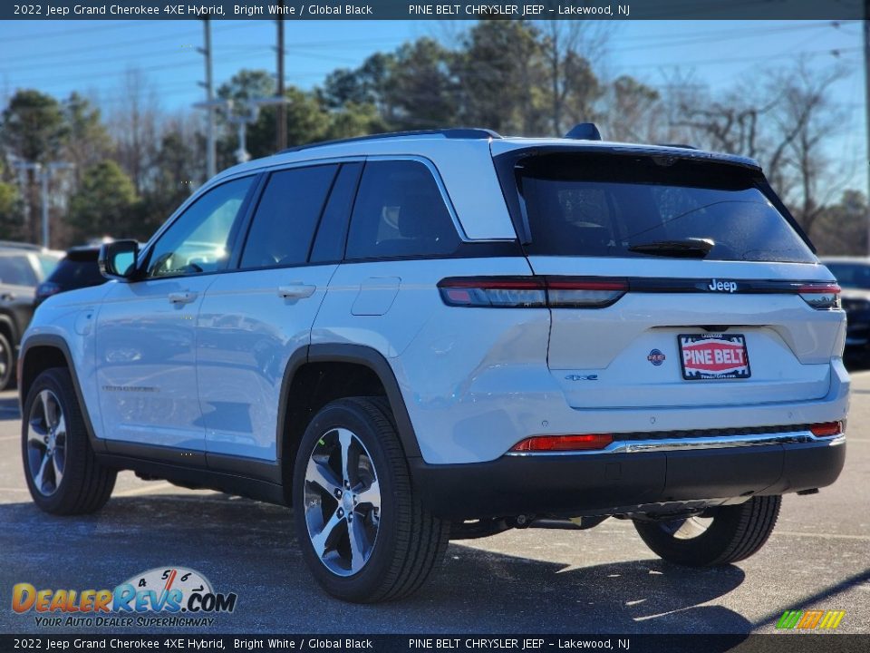 2022 Jeep Grand Cherokee 4XE Hybrid Bright White / Global Black Photo #4