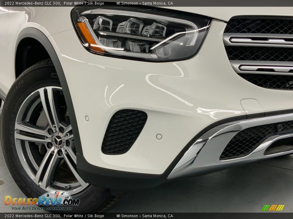2022 Mercedes-Benz GLC 300 Polar White / Silk Beige Photo #3