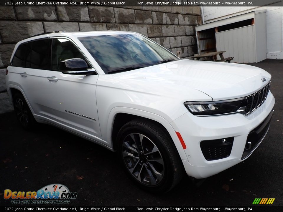 2022 Jeep Grand Cherokee Overland 4x4 Bright White / Global Black Photo #4