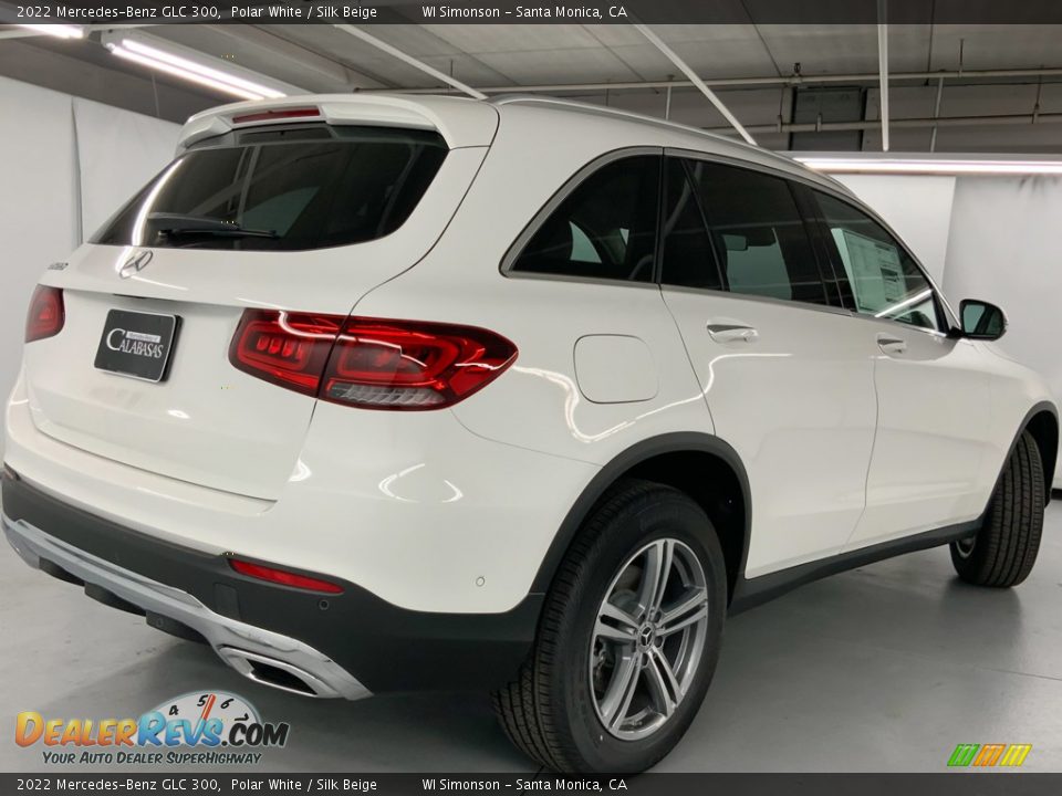 2022 Mercedes-Benz GLC 300 Polar White / Silk Beige Photo #4