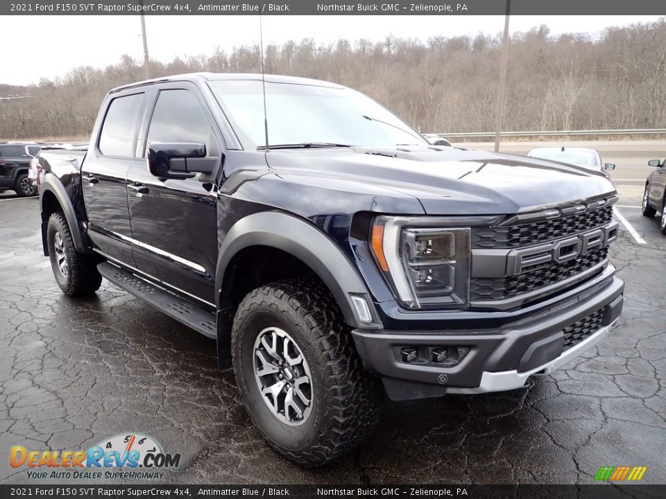 Front 3/4 View of 2021 Ford F150 SVT Raptor SuperCrew 4x4 Photo #9