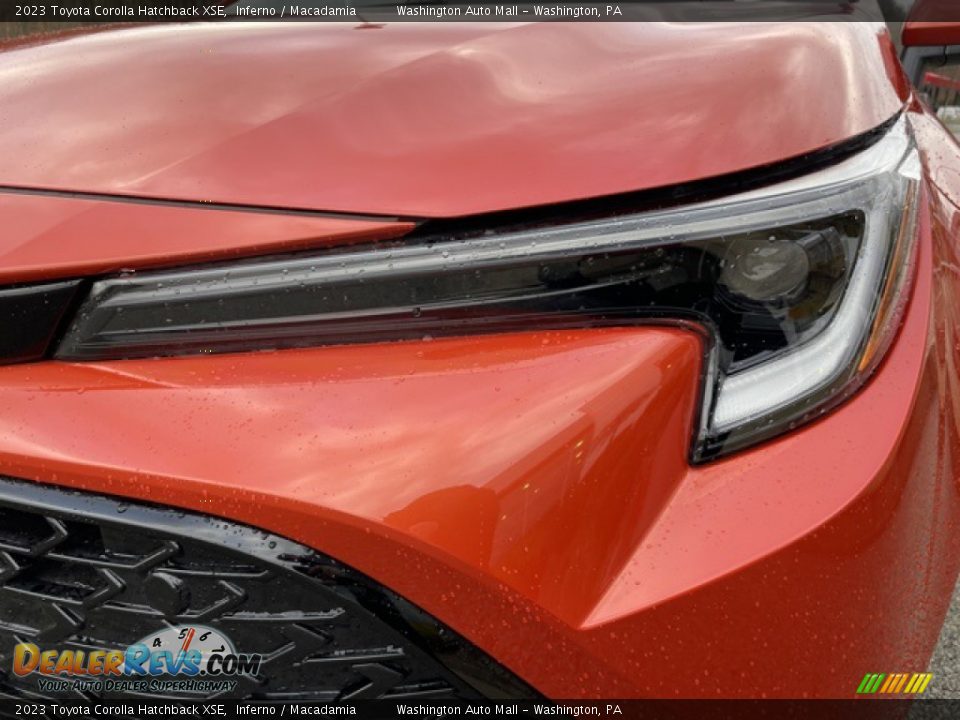 2023 Toyota Corolla Hatchback XSE Inferno / Macadamia Photo #22