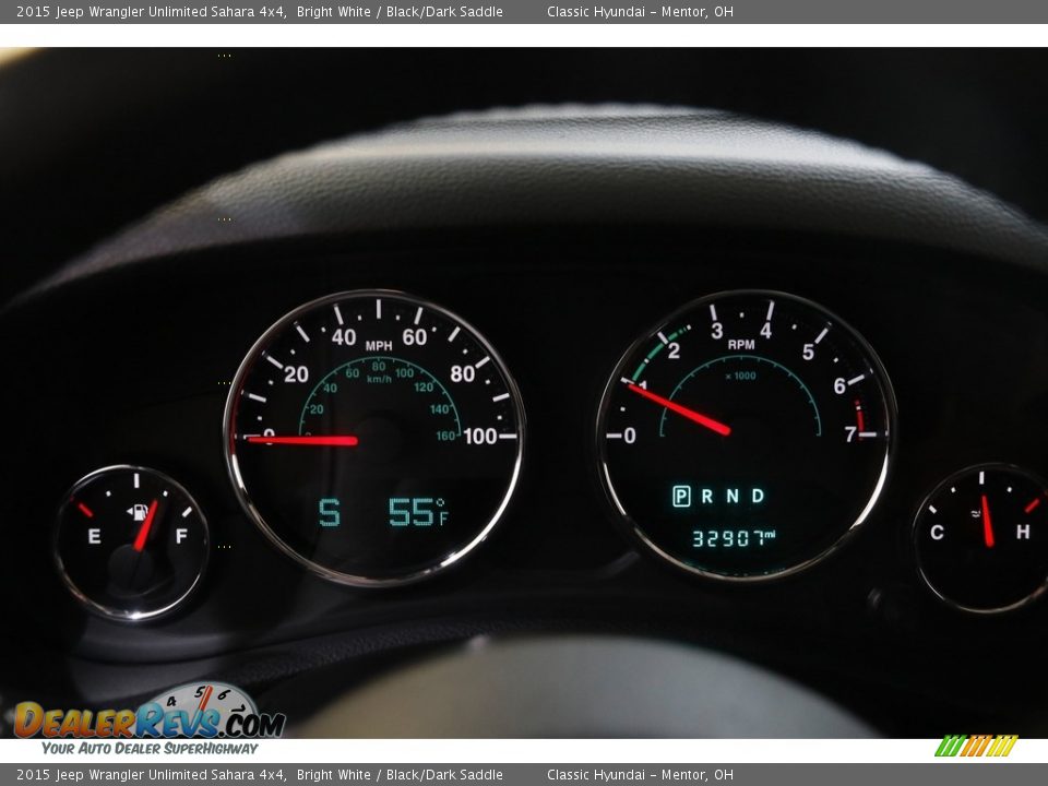 2015 Jeep Wrangler Unlimited Sahara 4x4 Bright White / Black/Dark Saddle Photo #8
