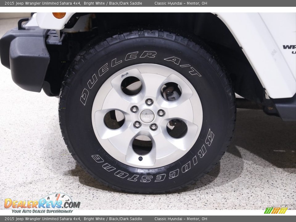 2015 Jeep Wrangler Unlimited Sahara 4x4 Bright White / Black/Dark Saddle Photo #18