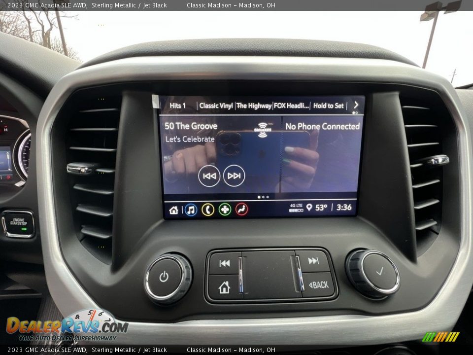 Controls of 2023 GMC Acadia SLE AWD Photo #11