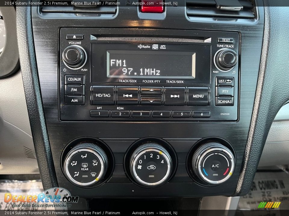 2014 Subaru Forester 2.5i Premium Marine Blue Pearl / Platinum Photo #19