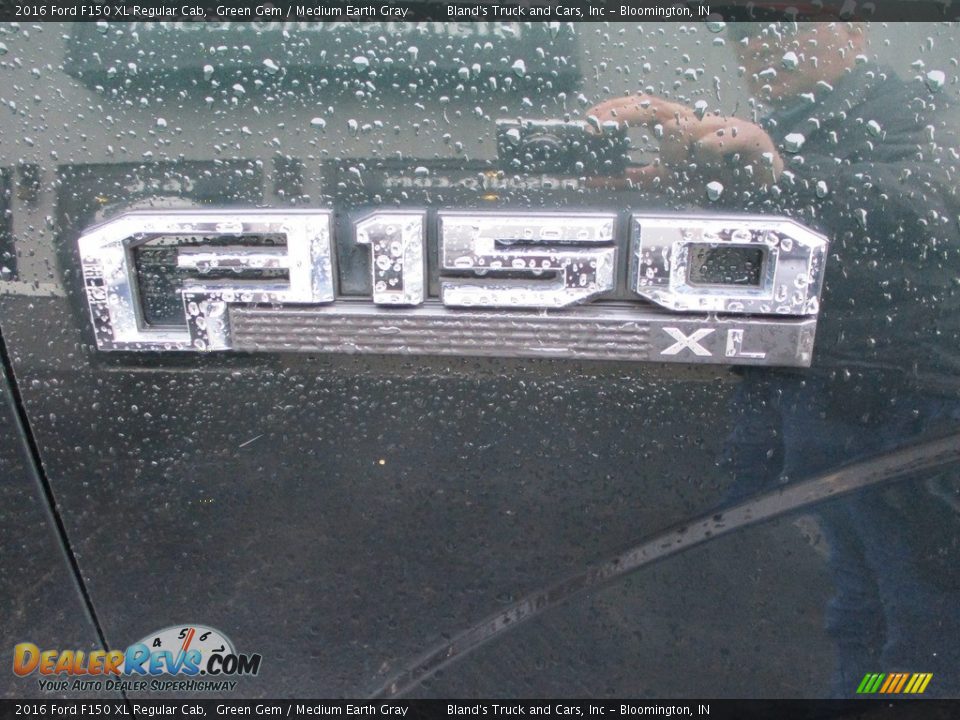 2016 Ford F150 XL Regular Cab Green Gem / Medium Earth Gray Photo #19
