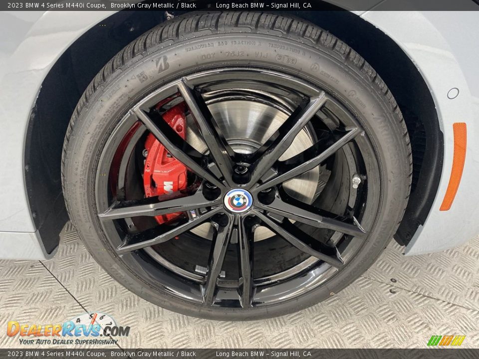 2023 BMW 4 Series M440i Coupe Wheel Photo #3