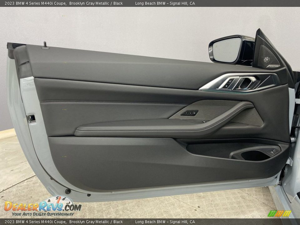 Door Panel of 2023 BMW 4 Series M440i Coupe Photo #10