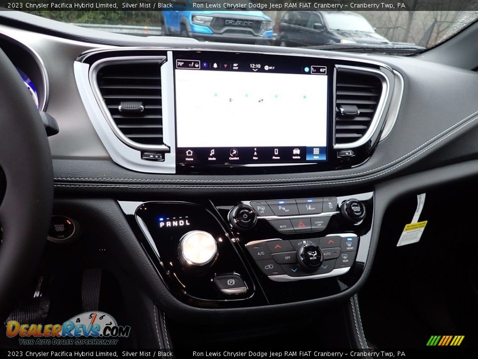 Controls of 2023 Chrysler Pacifica Hybrid Limited Photo #18
