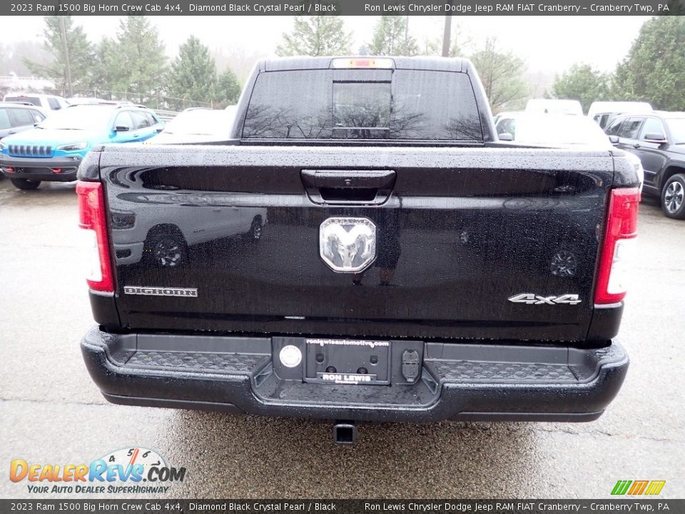2023 Ram 1500 Big Horn Crew Cab 4x4 Diamond Black Crystal Pearl / Black Photo #4