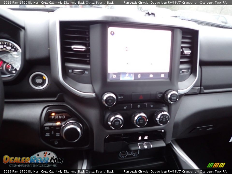 2023 Ram 1500 Big Horn Crew Cab 4x4 Diamond Black Crystal Pearl / Black Photo #17
