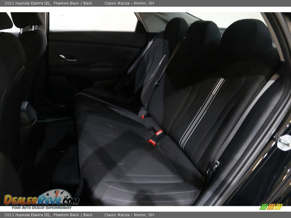 2021 Hyundai Elantra SEL Phantom Black / Black Photo #16