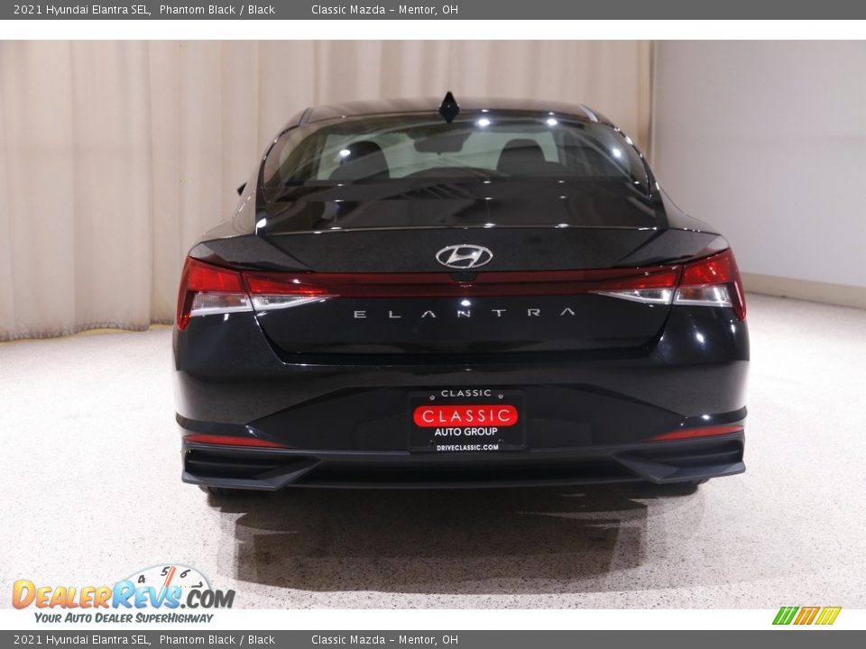 2021 Hyundai Elantra SEL Phantom Black / Black Photo #17