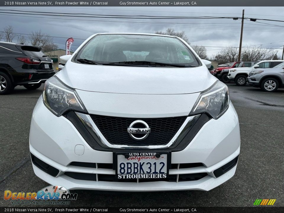 2018 Nissan Versa Note SV Fresh Powder White / Charcoal Photo #2