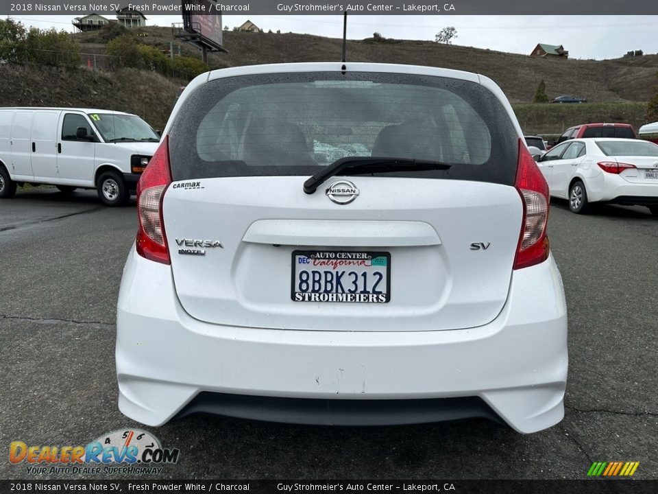 2018 Nissan Versa Note SV Fresh Powder White / Charcoal Photo #5