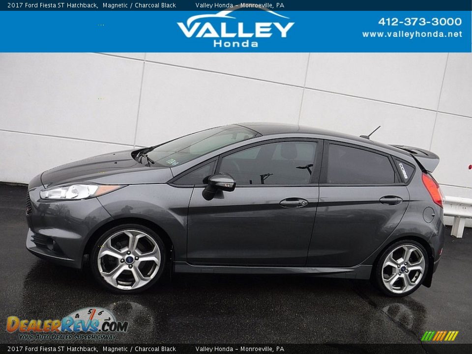 2017 Ford Fiesta ST Hatchback Magnetic / Charcoal Black Photo #2