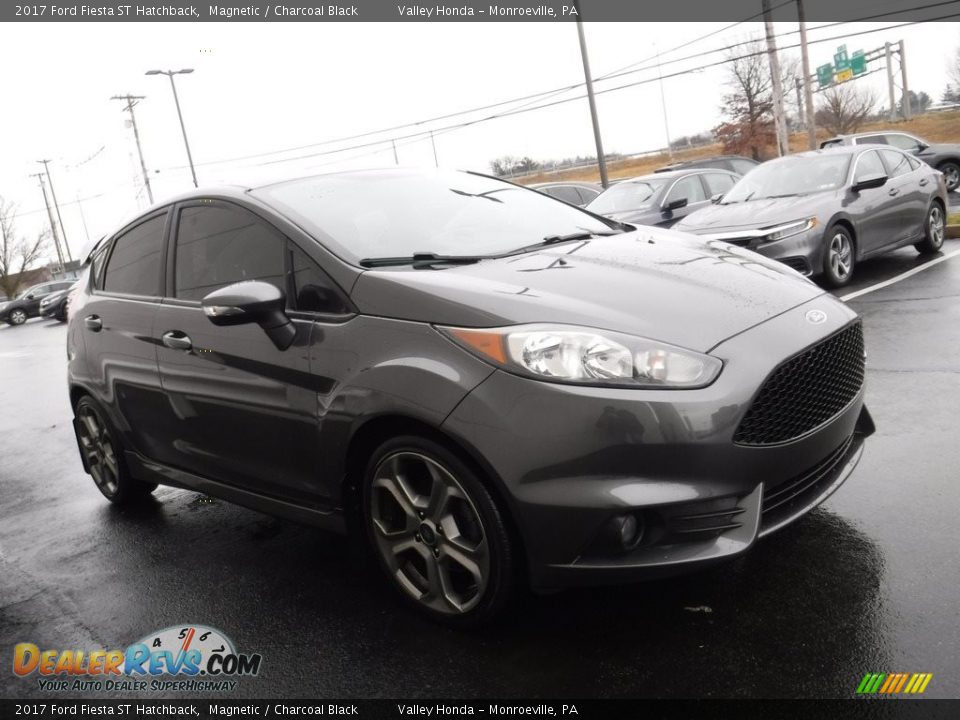 2017 Ford Fiesta ST Hatchback Magnetic / Charcoal Black Photo #7