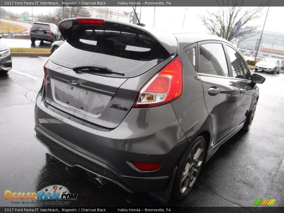 2017 Ford Fiesta ST Hatchback Magnetic / Charcoal Black Photo #8