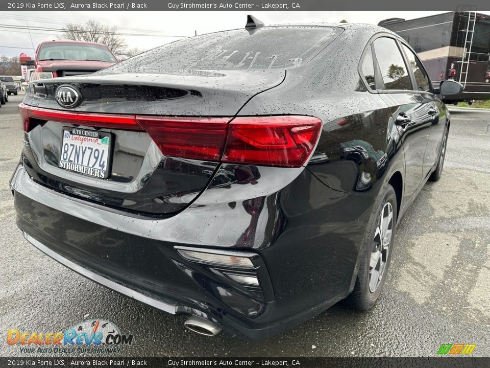 2019 Kia Forte LXS Aurora Black Pearl / Black Photo #6