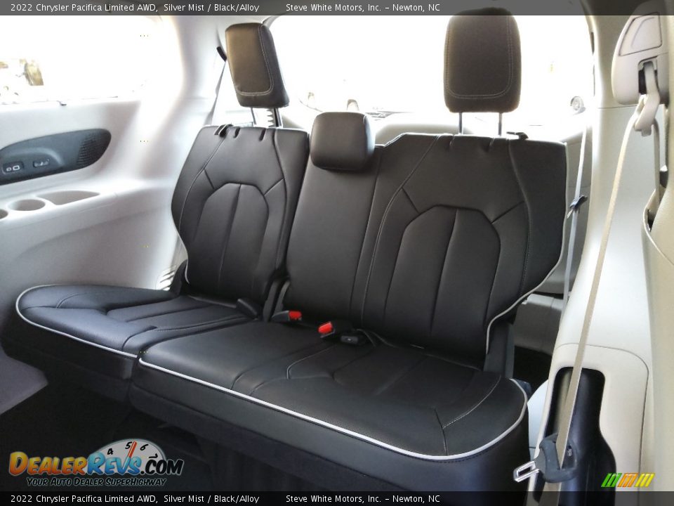 Rear Seat of 2022 Chrysler Pacifica Limited AWD Photo #15