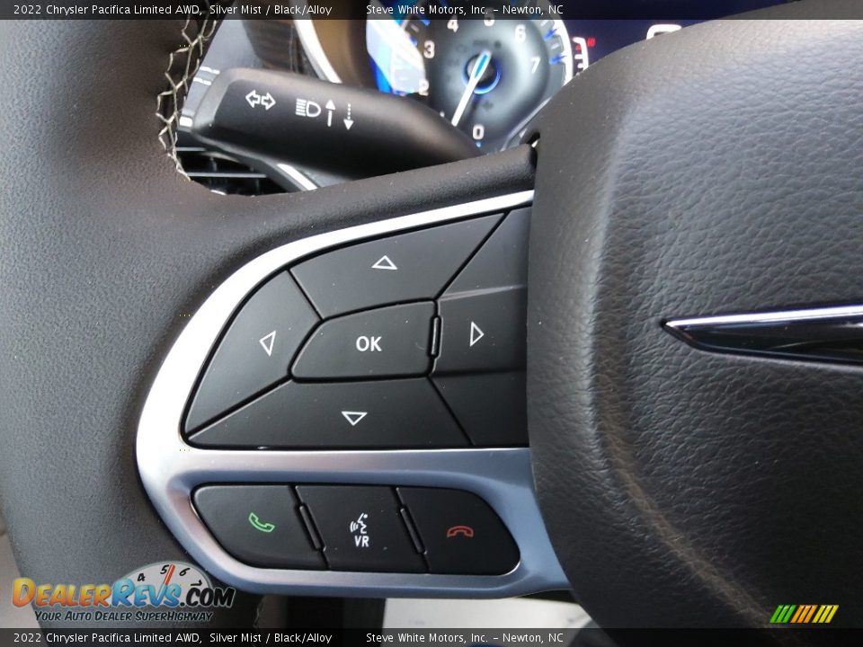 2022 Chrysler Pacifica Limited AWD Steering Wheel Photo #23