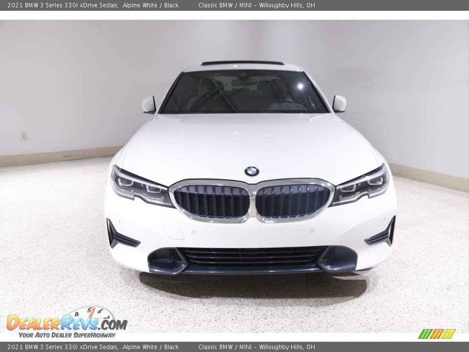 2021 BMW 3 Series 330i xDrive Sedan Alpine White / Black Photo #2