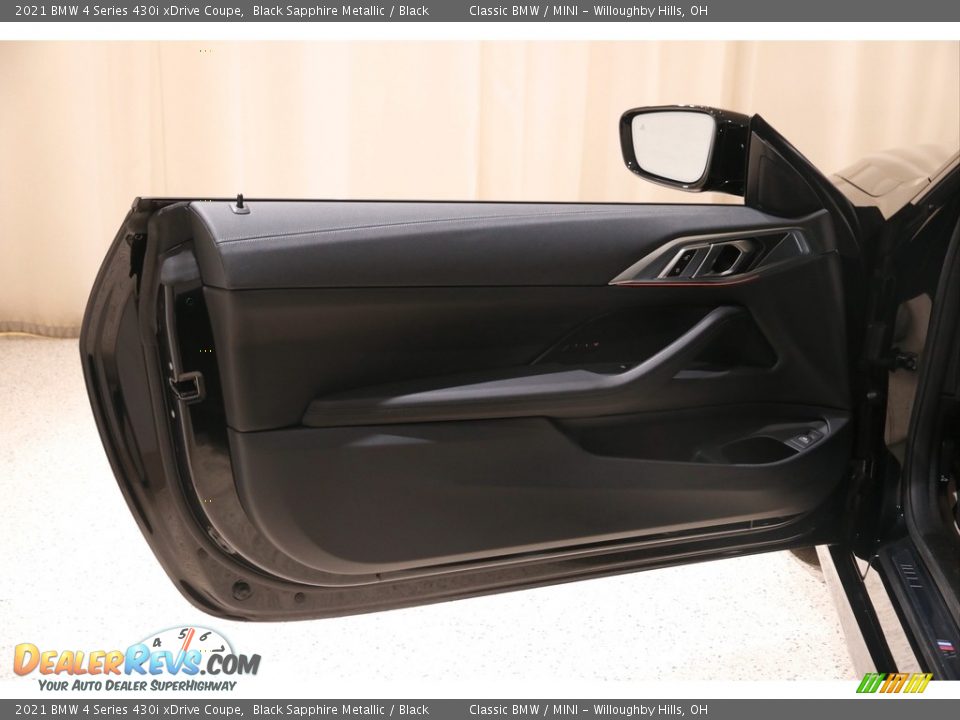 Door Panel of 2021 BMW 4 Series 430i xDrive Coupe Photo #4