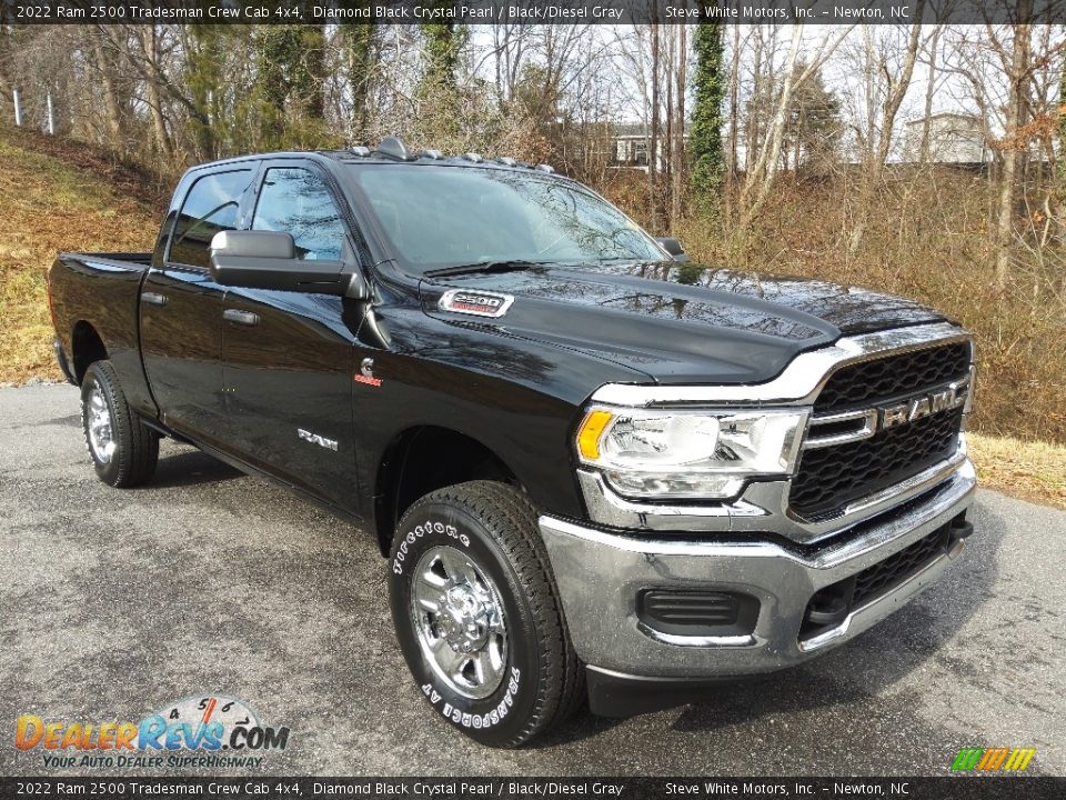 2022 Ram 2500 Tradesman Crew Cab 4x4 Diamond Black Crystal Pearl / Black/Diesel Gray Photo #4