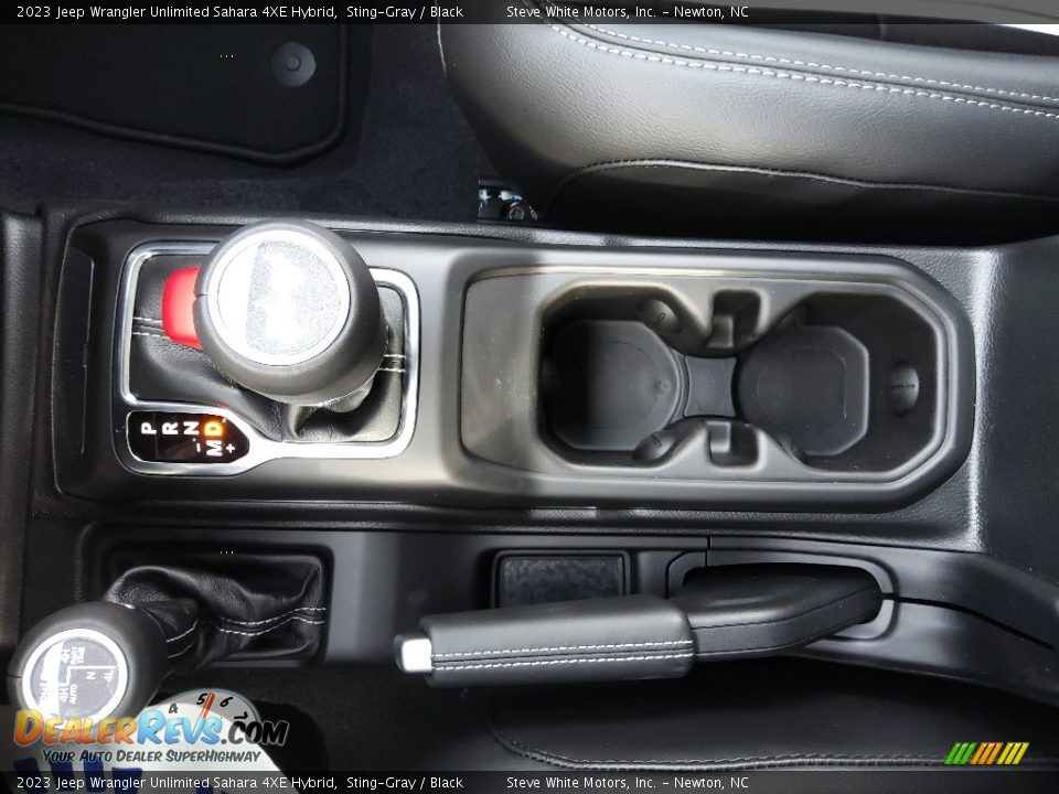2023 Jeep Wrangler Unlimited Sahara 4XE Hybrid Sting-Gray / Black Photo #32