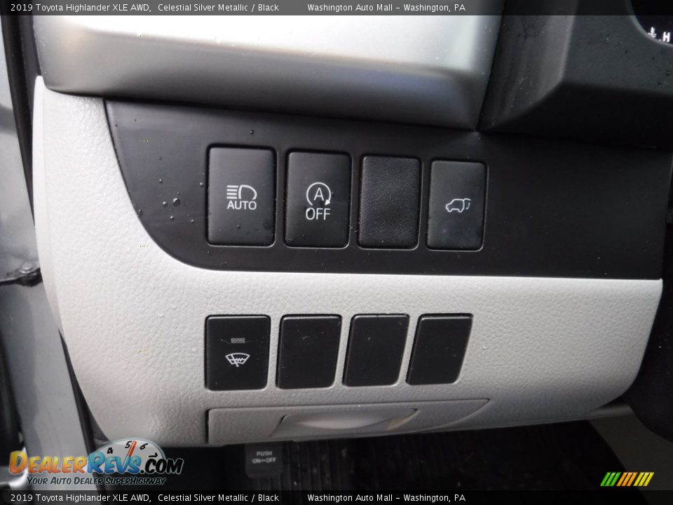 2019 Toyota Highlander XLE AWD Celestial Silver Metallic / Black Photo #22