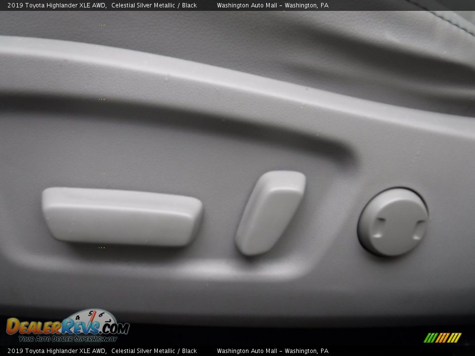 2019 Toyota Highlander XLE AWD Celestial Silver Metallic / Black Photo #23