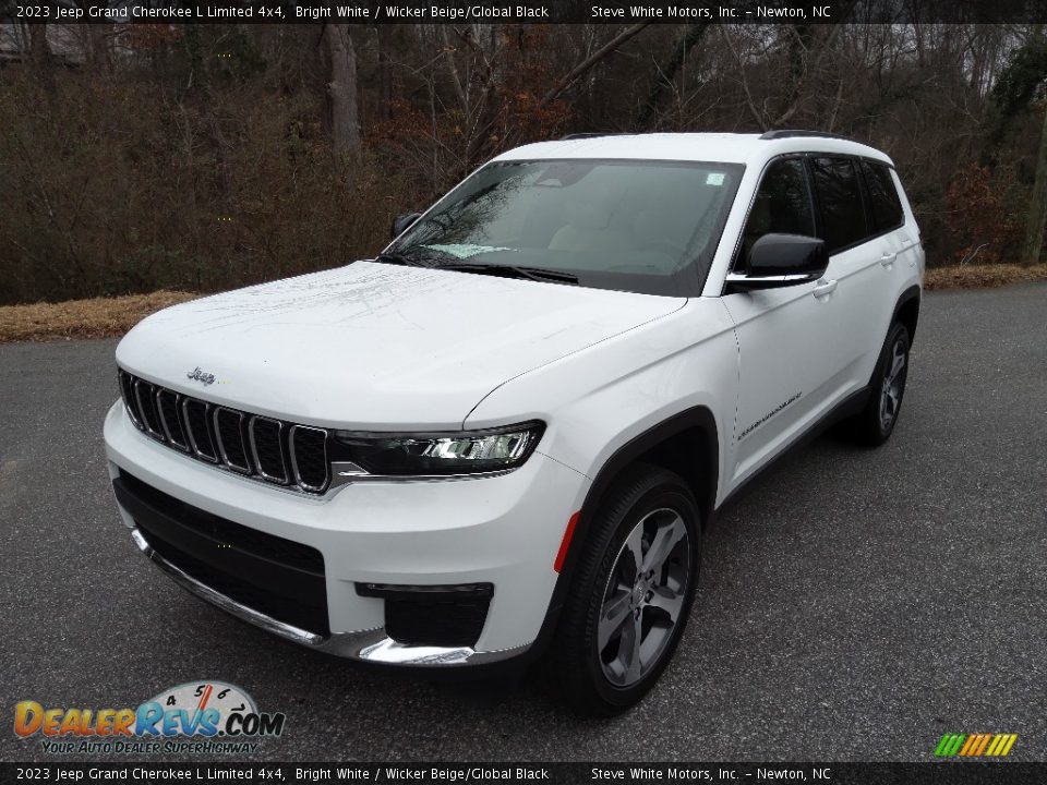 2023 Jeep Grand Cherokee L Limited 4x4 Bright White / Wicker Beige/Global Black Photo #2