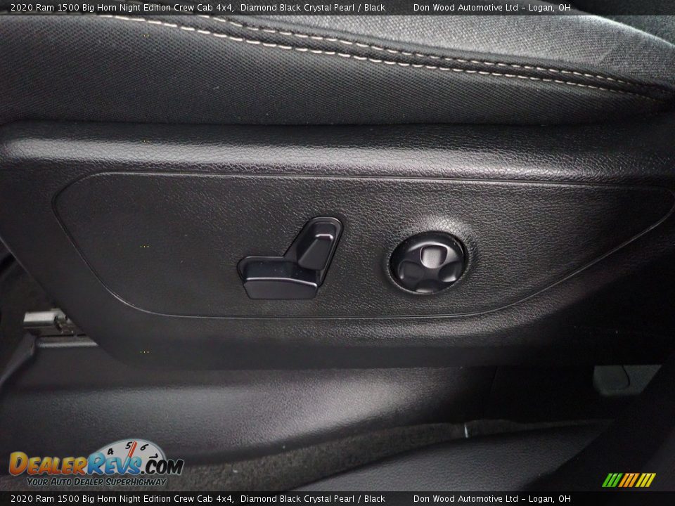 2020 Ram 1500 Big Horn Night Edition Crew Cab 4x4 Diamond Black Crystal Pearl / Black Photo #13