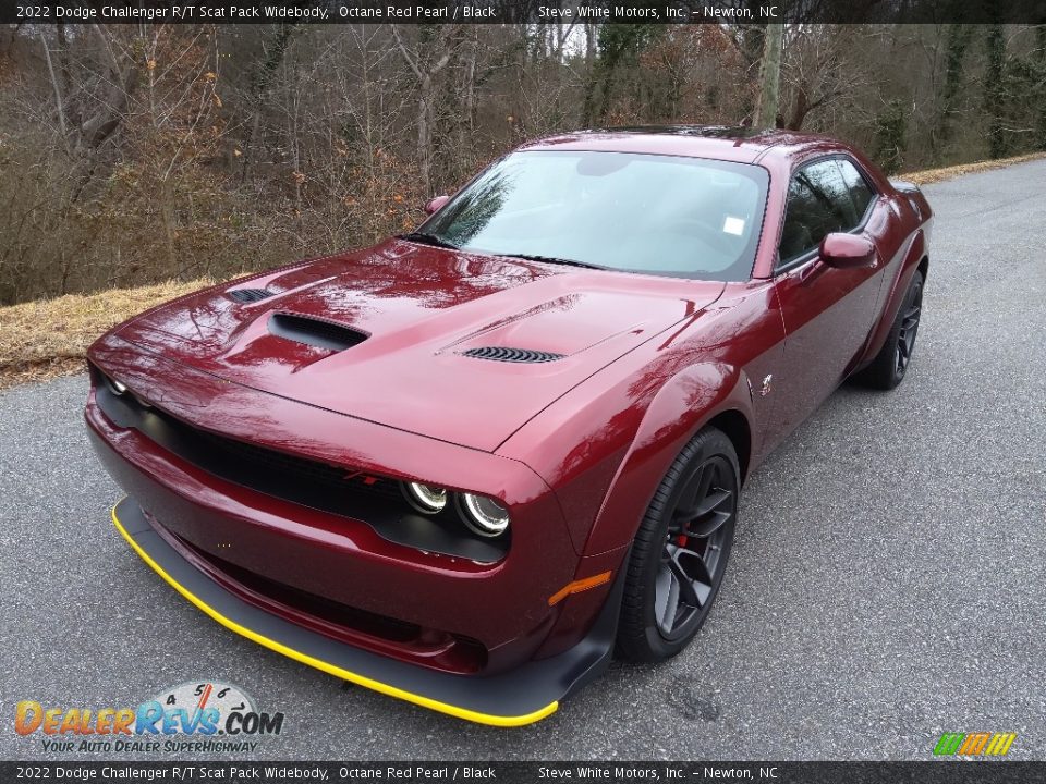 2022 Dodge Challenger R/T Scat Pack Widebody Octane Red Pearl / Black Photo #2