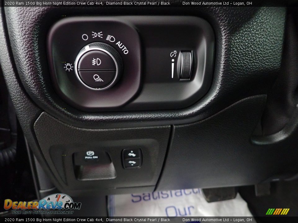 2020 Ram 1500 Big Horn Night Edition Crew Cab 4x4 Diamond Black Crystal Pearl / Black Photo #15