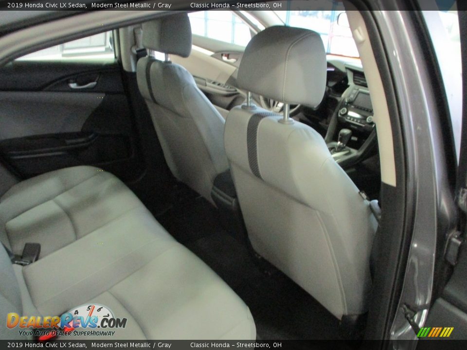 2019 Honda Civic LX Sedan Modern Steel Metallic / Gray Photo #18