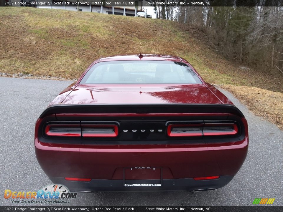 2022 Dodge Challenger R/T Scat Pack Widebody Octane Red Pearl / Black Photo #7