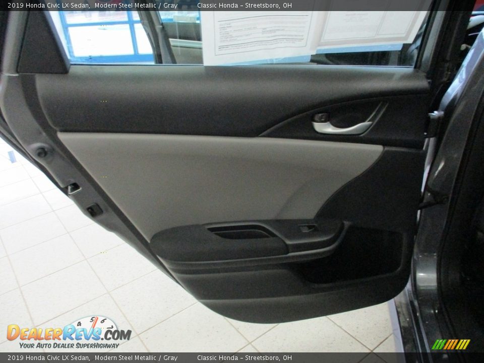 2019 Honda Civic LX Sedan Modern Steel Metallic / Gray Photo #22