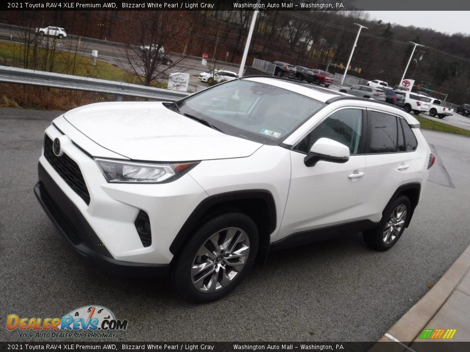 Blizzard White Pearl 2021 Toyota RAV4 XLE Premium AWD Photo #11