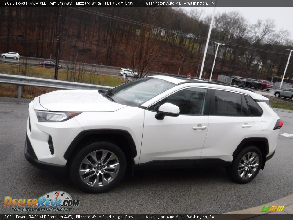 Blizzard White Pearl 2021 Toyota RAV4 XLE Premium AWD Photo #12