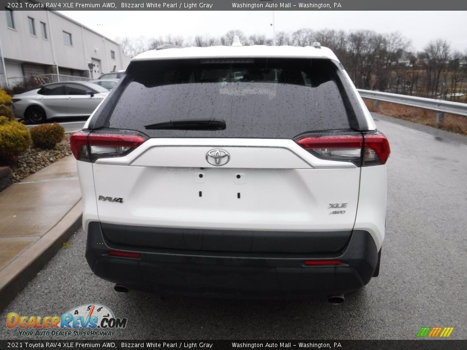 2021 Toyota RAV4 XLE Premium AWD Blizzard White Pearl / Light Gray Photo #15