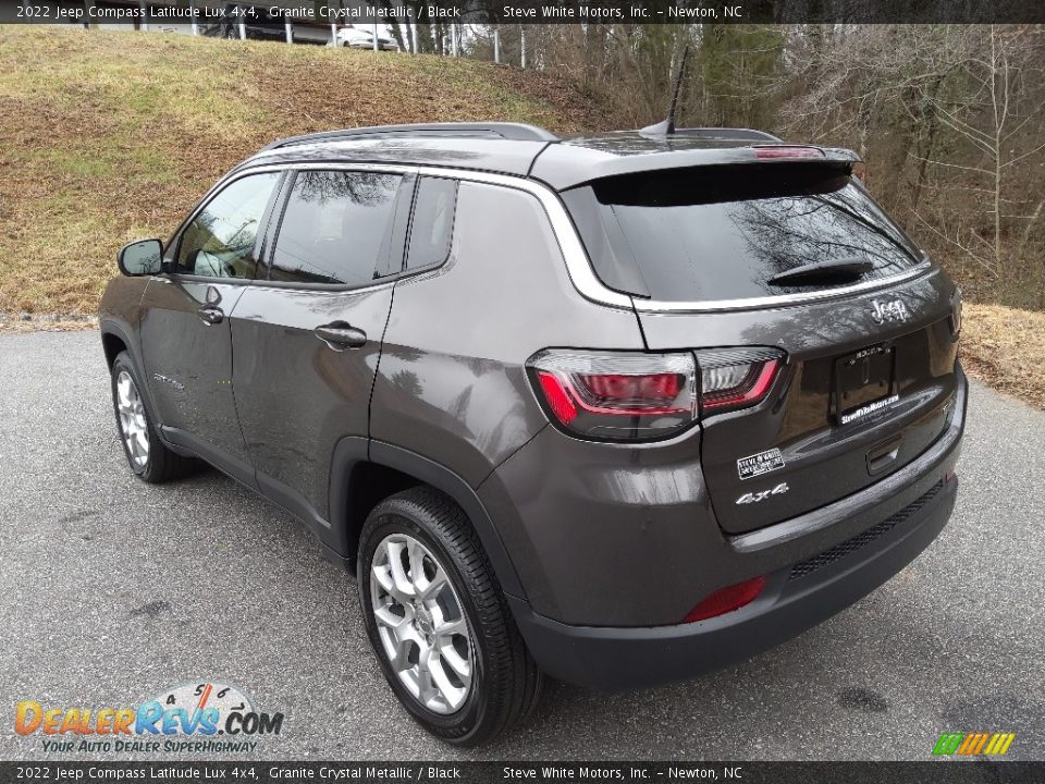 2022 Jeep Compass Latitude Lux 4x4 Granite Crystal Metallic / Black Photo #8