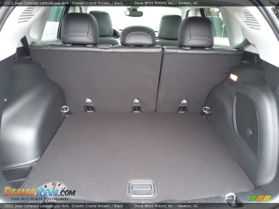 2022 Jeep Compass Latitude Lux 4x4 Trunk Photo #14